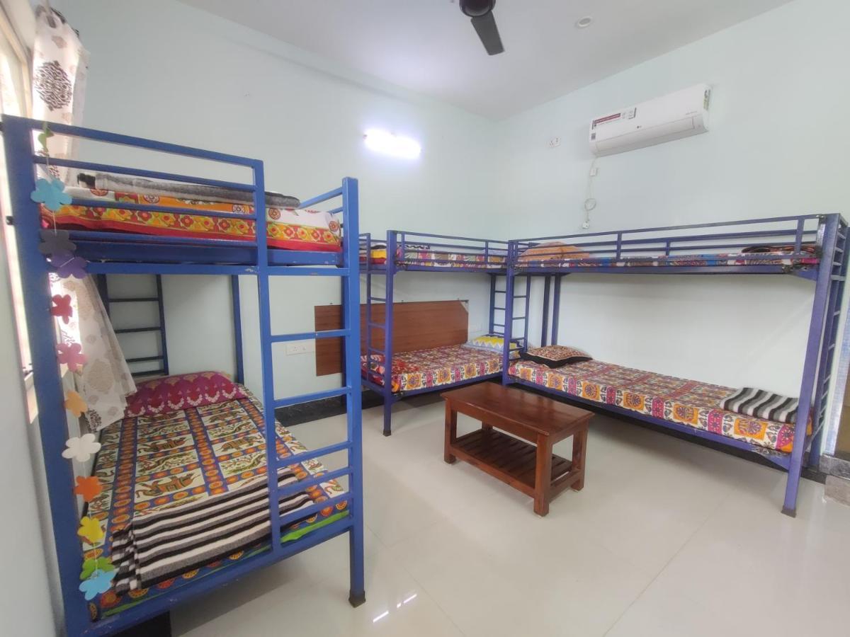 Woodpacker Hostel Auroville Pondicherry Bagian luar foto