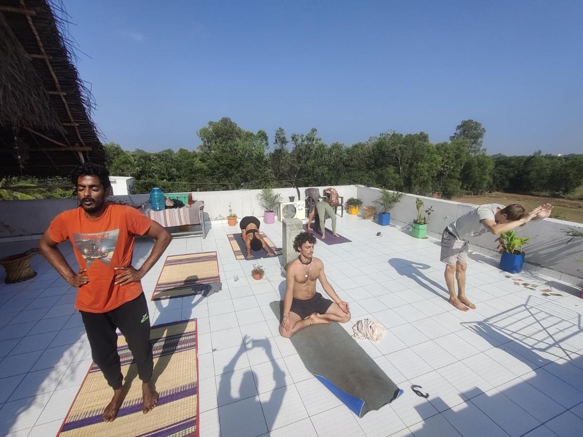 Woodpacker Hostel Auroville Pondicherry Bagian luar foto