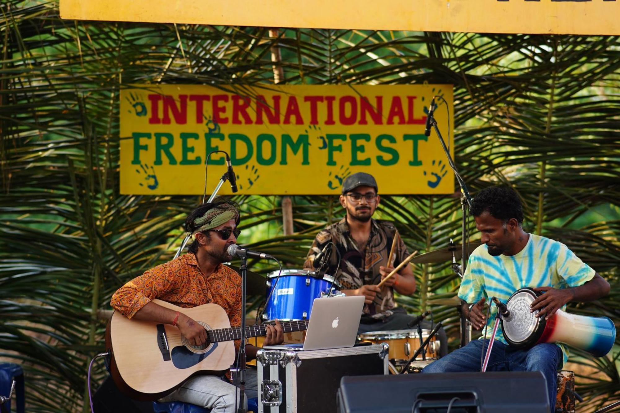 Woodpacker Hostel Auroville Pondicherry Bagian luar foto